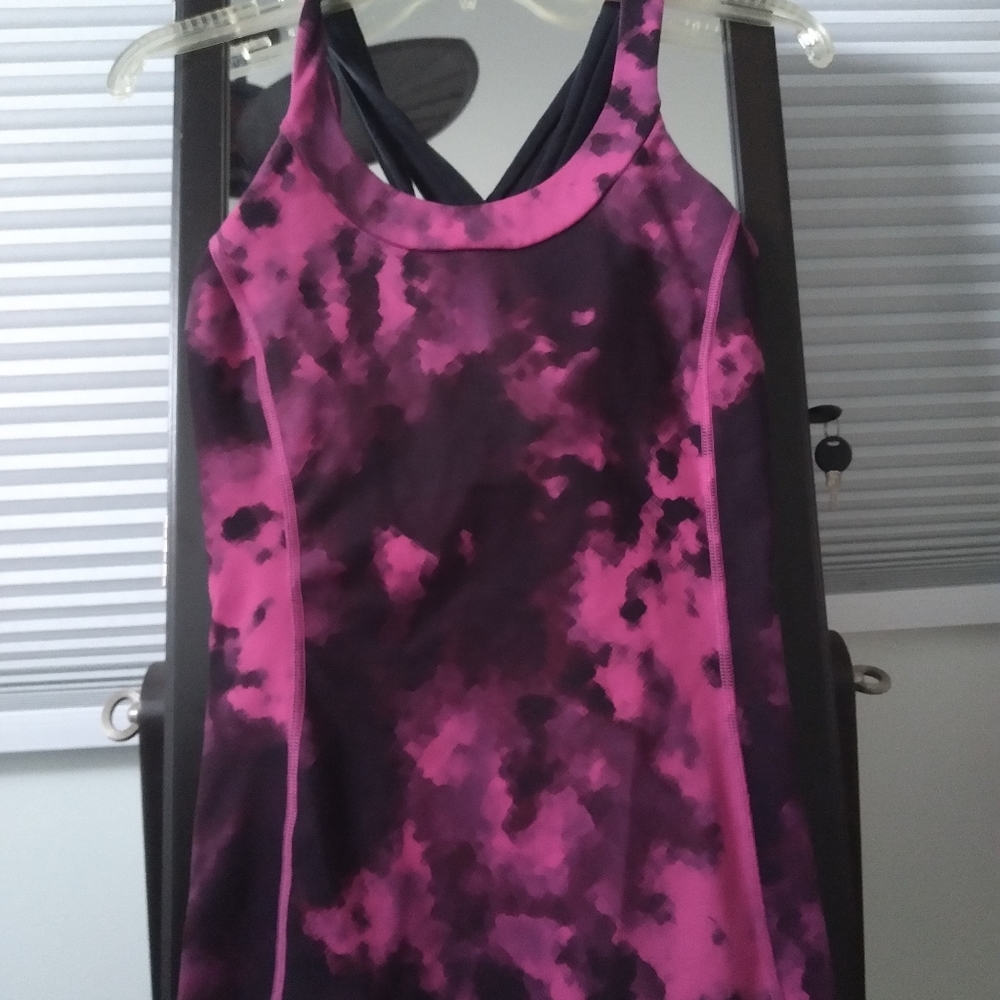Lululemon tank top